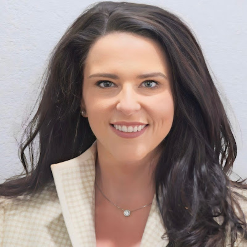 Meet your Posher, Lacey